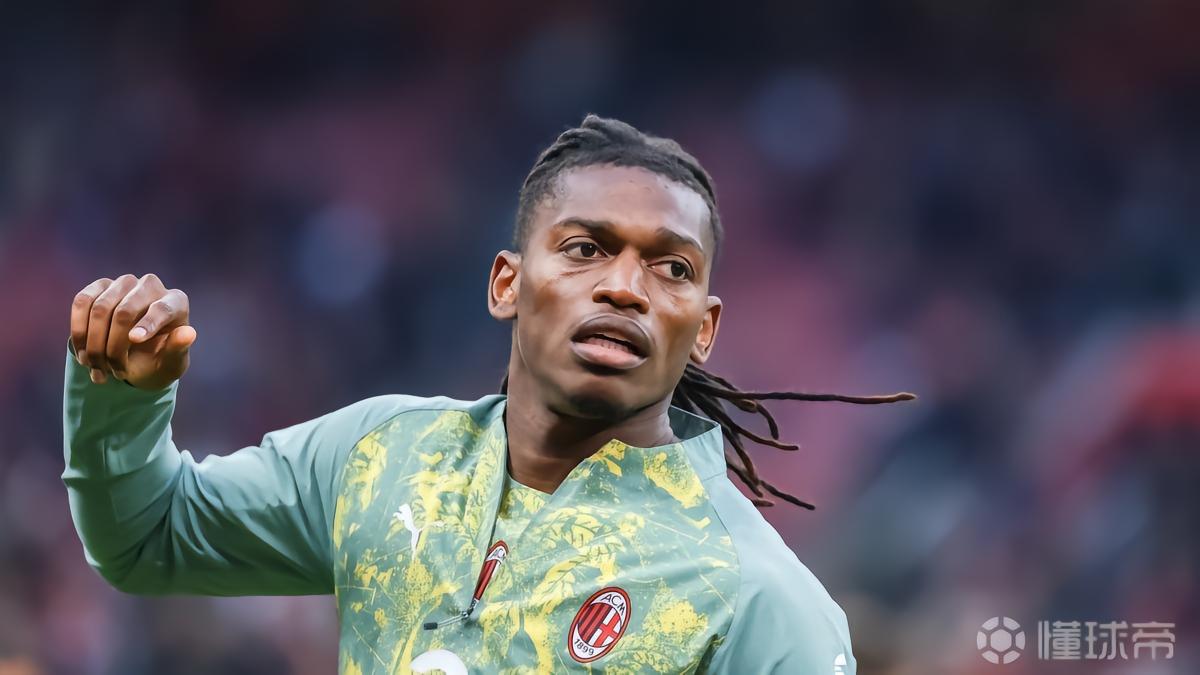 曼晚记者:官宣埃德松-席尔瓦还早,曼联有意补强多个位置